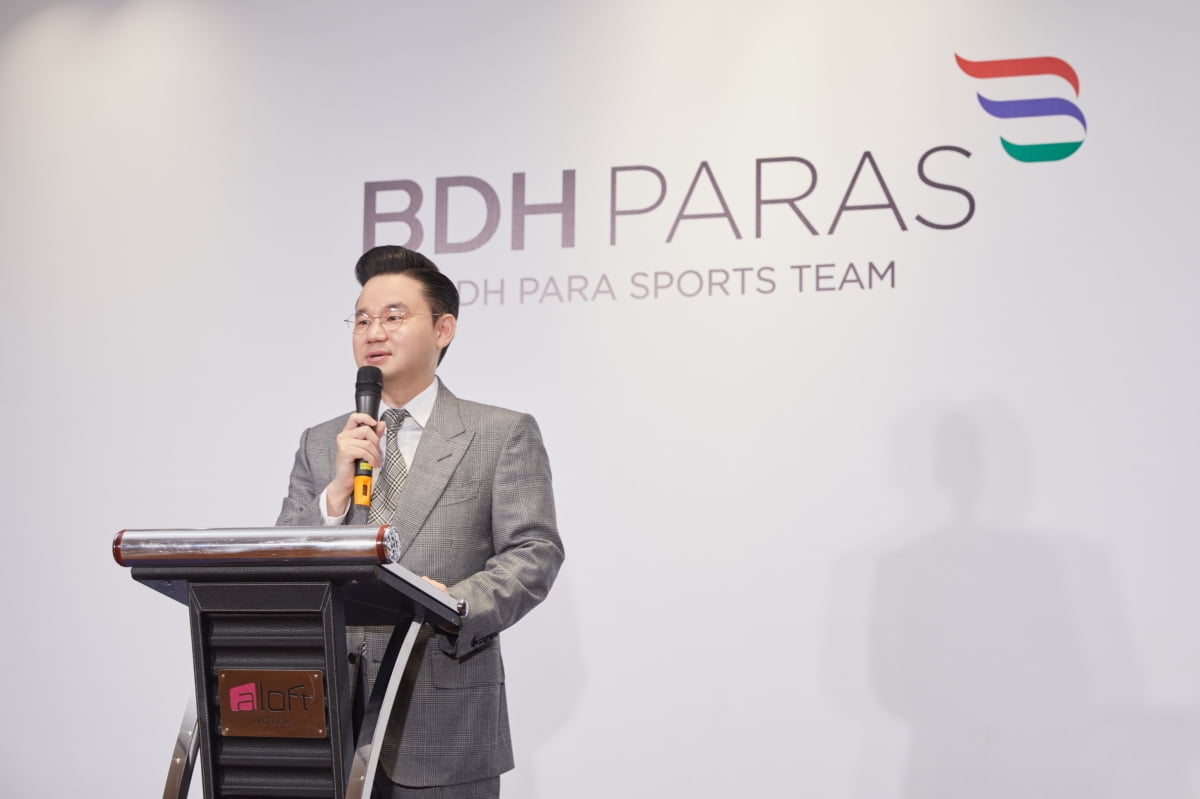 主持人：内马尔告诉皇马队内的巴西队友 和姆巴佩踢球是灾难