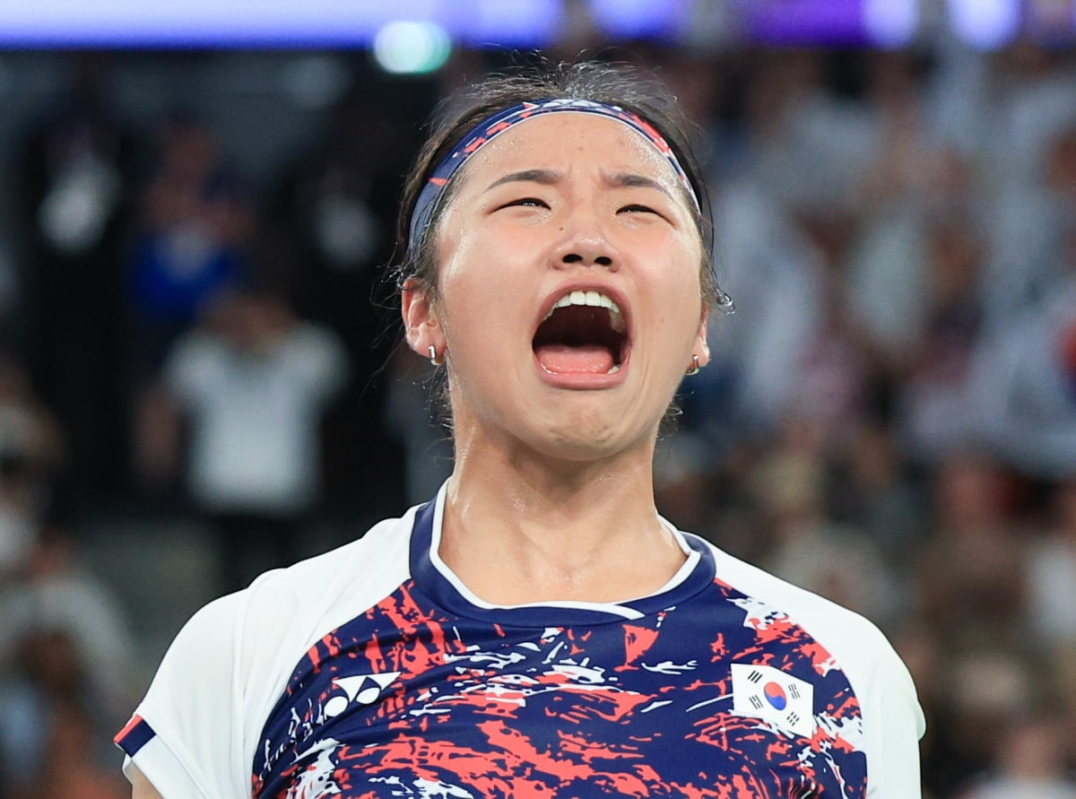 NBA战报：杰伦·格林狂轰41分，马克西空砍39+10，火箭122-115加时险胜76人