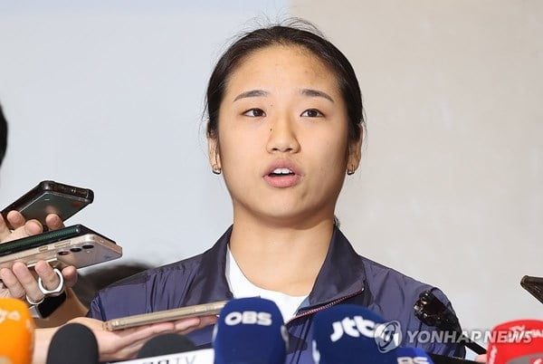 山东更衣室太燃！邱彪激情喊话“男人游戏”，儒雅和激情并存！