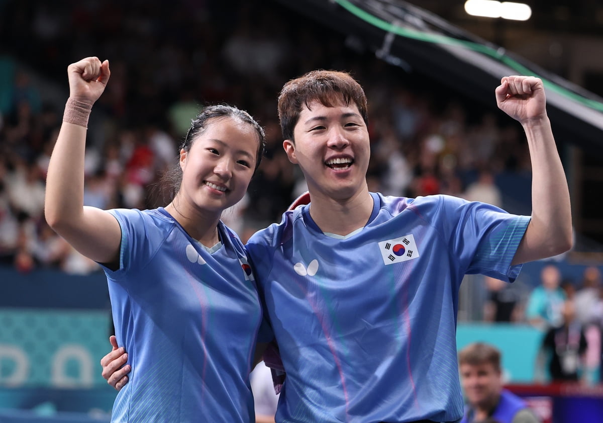 ⚽澳超战报：巴巴洛塞斯一锤定音，米兰达失良机，惠灵顿凤凰1-0力克墨尔本胜利