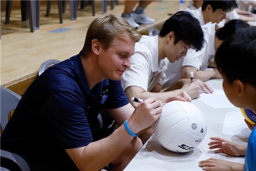 塞尔塔vs赫罗纳：马科斯-阿隆索、博尔哈-伊格莱西亚斯首发，布林德、罗梅乌出战