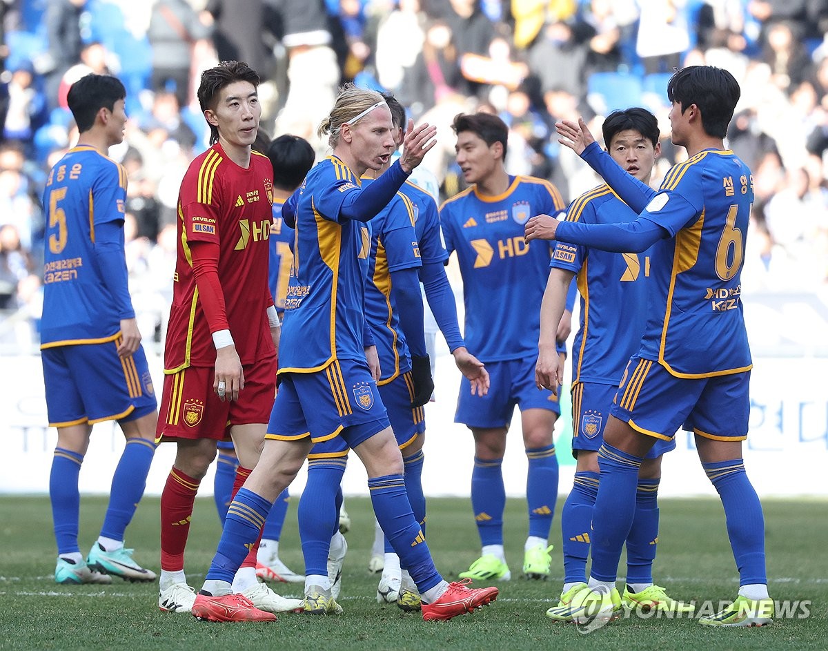 曼城vs南安普顿球员评分：萨维尼奥8.5分，斯通斯6.1分
