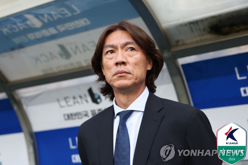 王治郅入驻国家队太有效！亲自指教周琦脚步，各内线受益！