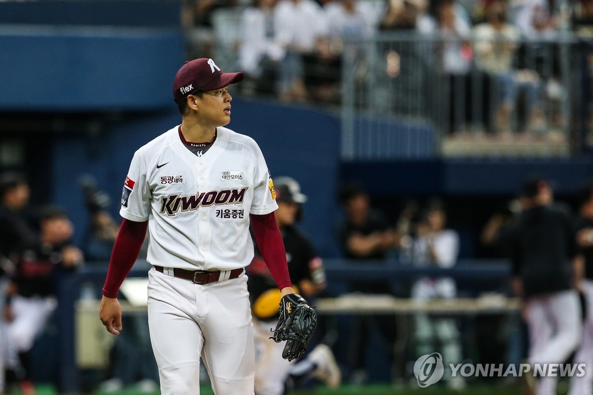 开胡！赵睿投进三分帮助新疆8-0打停天津